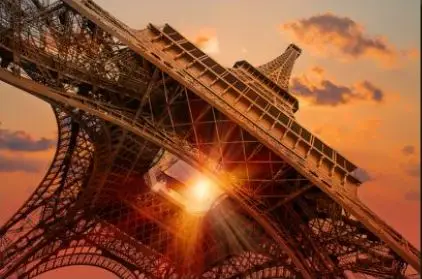 Pariz u Zlatu Večeri – sa ramom