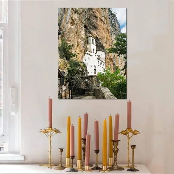 Manastir Ostrog – Čudo u Steni - slika na platnu