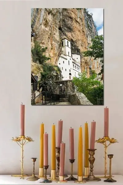 Manastir Ostrog – Čudo u Steni - slika na platnu