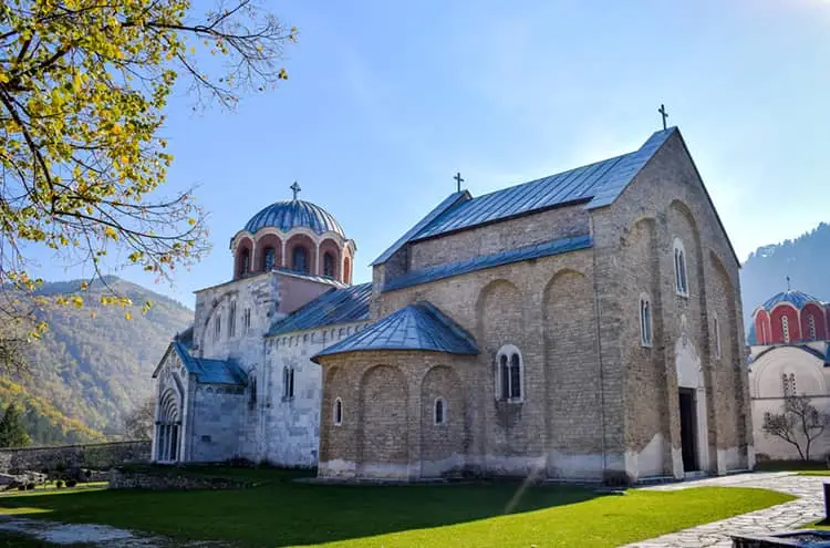 Studenica – Svetinja u Svetlosti Vekova – sa ramom