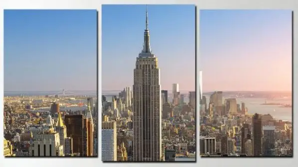 Empire State Building u Svetlu Večeri – 3 dela – sa ramom